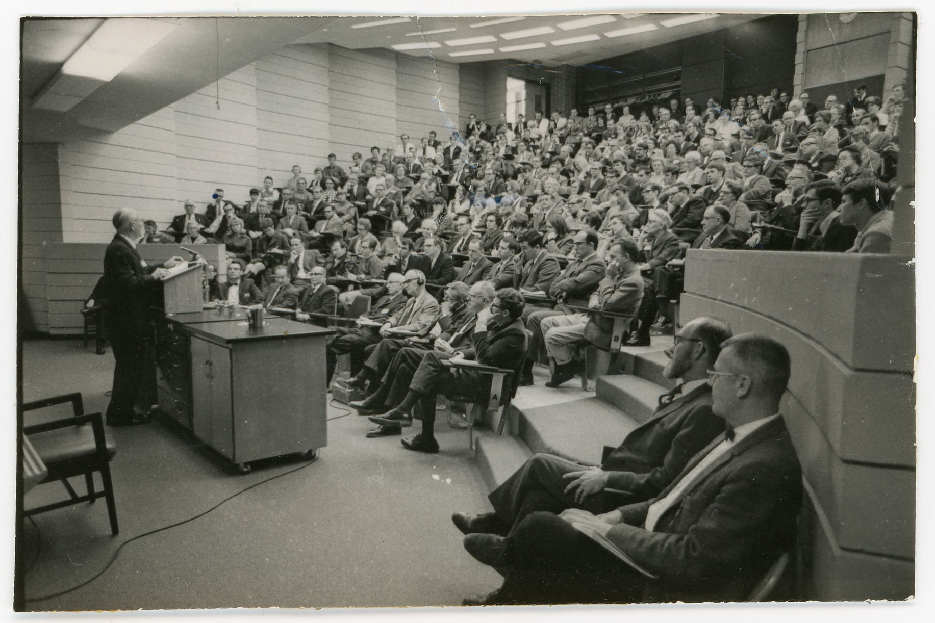 George Well Beadle at Lantz Auditorium dedication