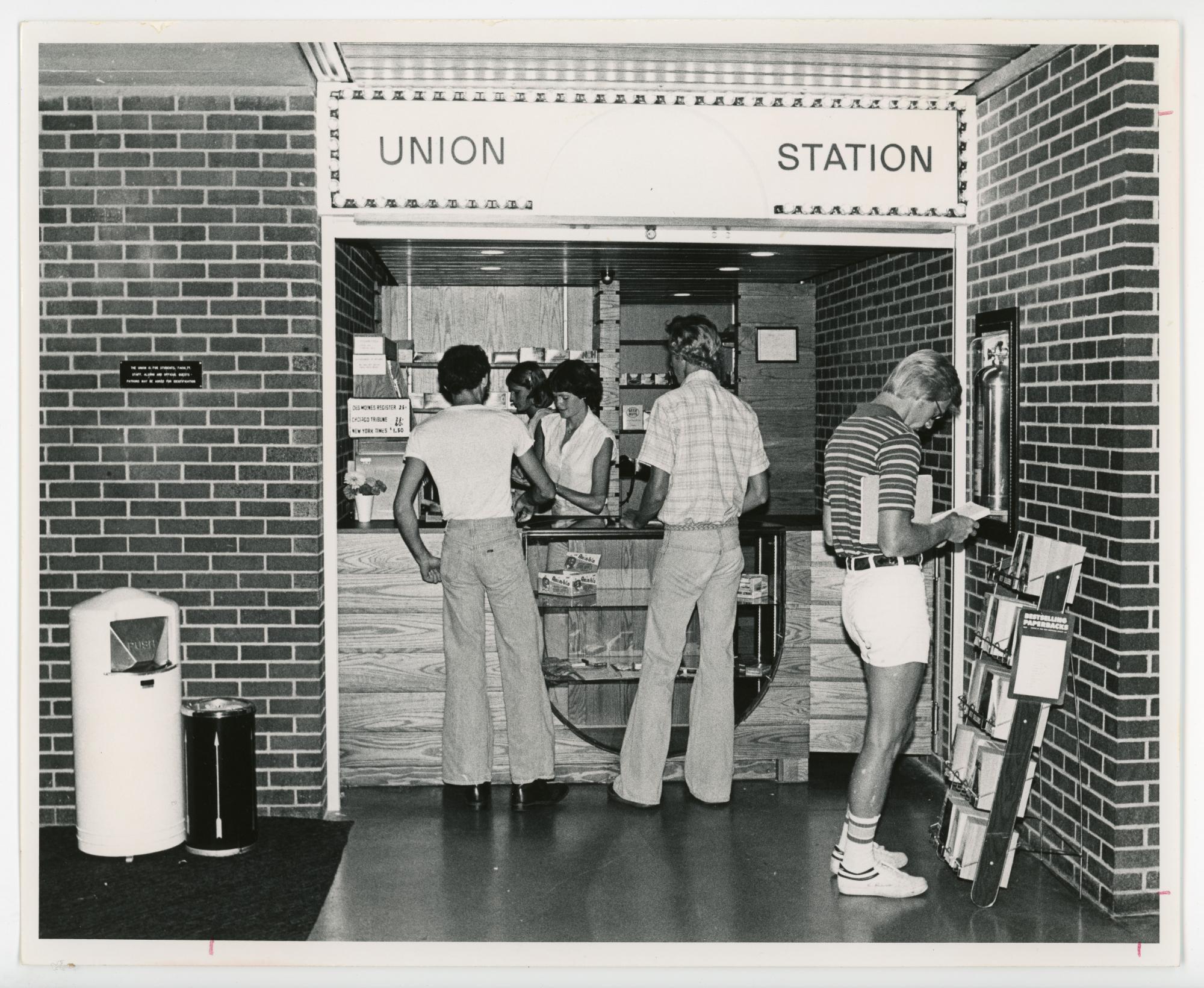 Students in the Union food court