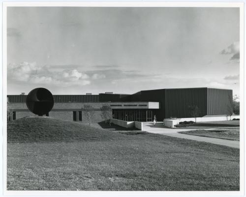 Exterior photo of the Industrial Technology Center