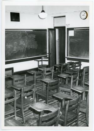 Photograph of an empty classroom in Lang Hall