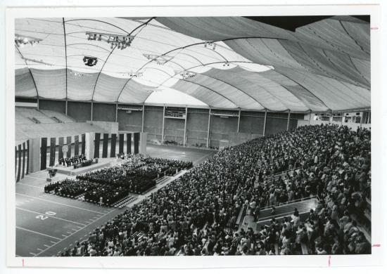 First commencement ceremony in the UNI-Dome