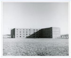 Exterior photo of Rider Hall shortly after construction finished