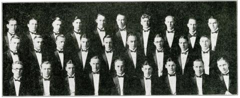 Group photograph of the Minnesingers