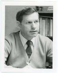 Headshot of Professor Len Froyen